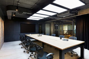 合肥傳媒公司辦公室裝修設計在工廠風基礎上增添潮流感